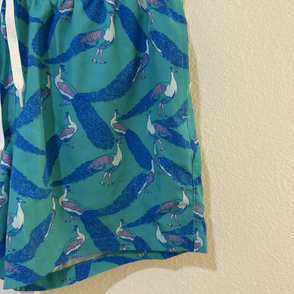 Chubbies Men’s Size M 5.5” Inseam Lined Swim Trunks Peacock Print